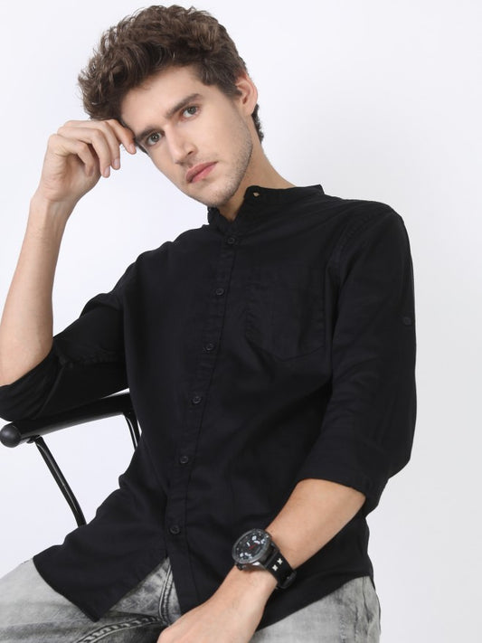 Men Black Solid Slim Fit Casual Shirt