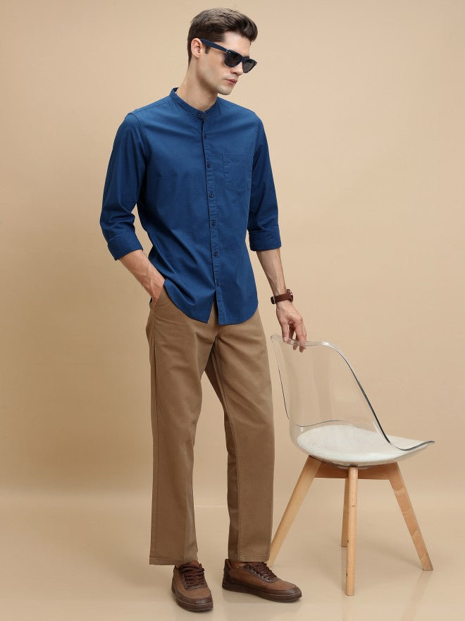 Men Blue Solid Slim Fit Casual Shirt