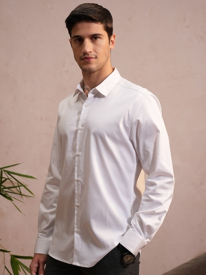 Men White Solid Slim Fit Casual Shirt