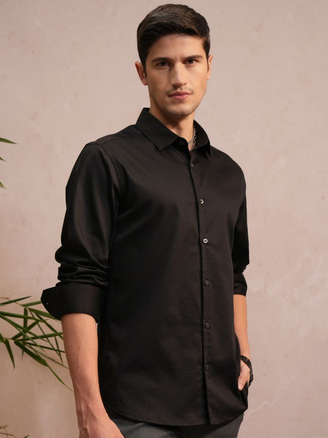 Men Black Solid Slim Fit Casual Shirt