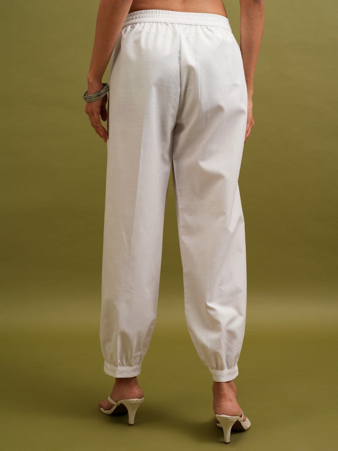 Women White Solid Regular Fit Casual Trousers