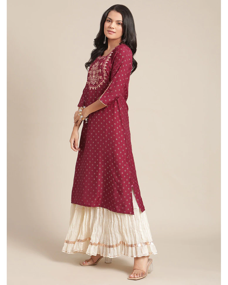 Maroon Silk Embroidered Straight Kurta