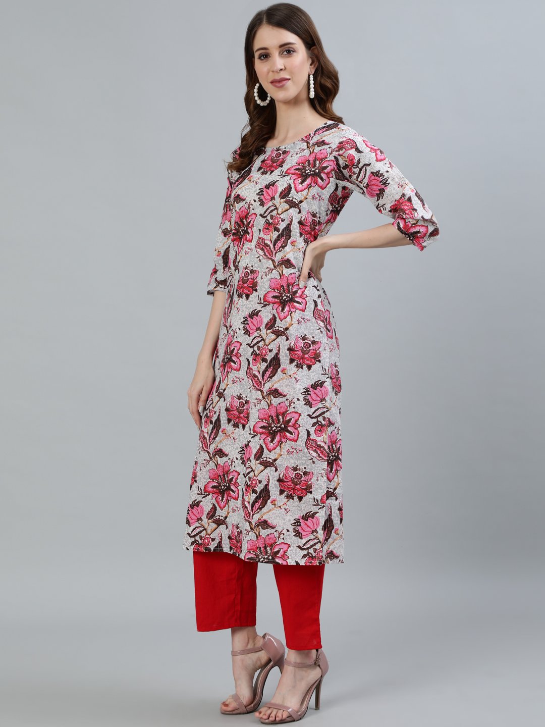 Women Off-White Floral Printed Straight Kurta With Three Quarter Sleeves