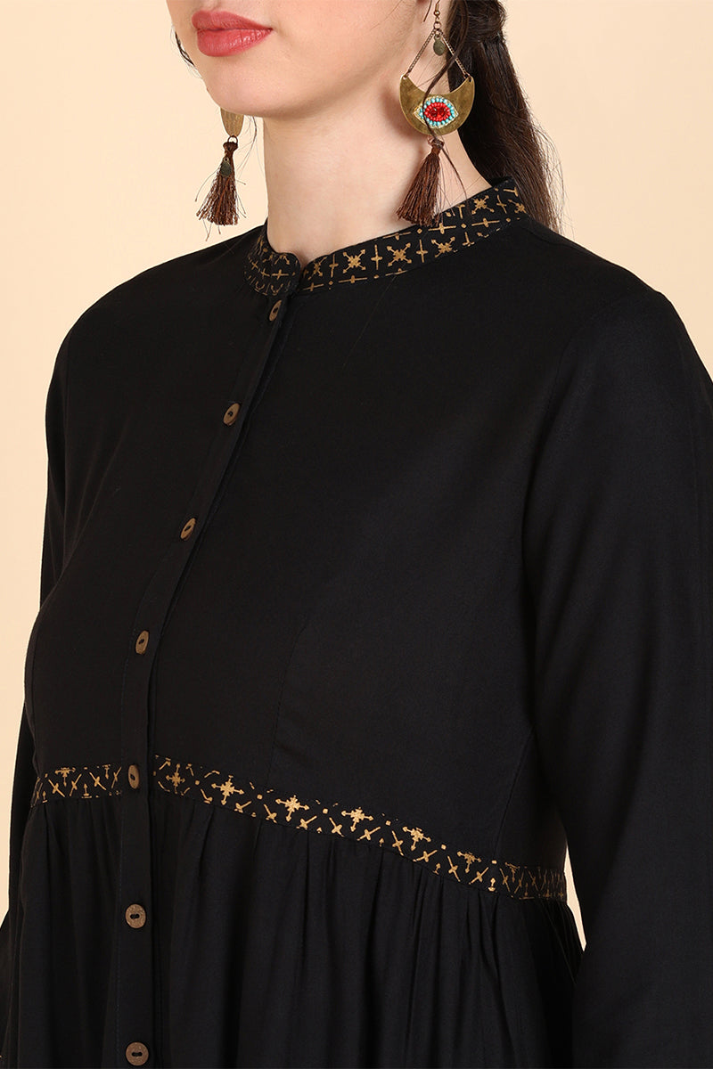 Women Black Cold Shoulder Sleeves Anarkali Kurta